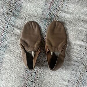 Tan/Brown Women's Jazz Shoes